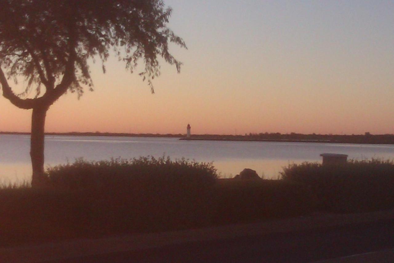 à Chez Véro Et Jj * Marseillan (Herault)